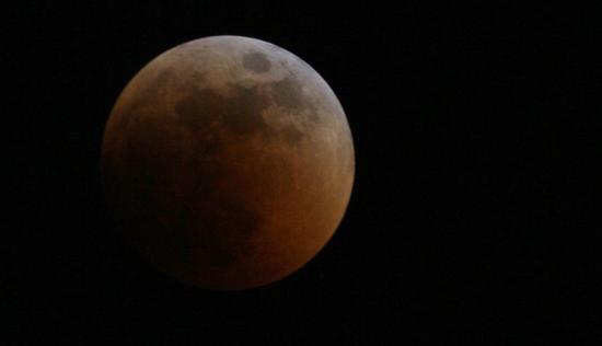 Eclipse Lunar Junio 2011 - desde Dubái